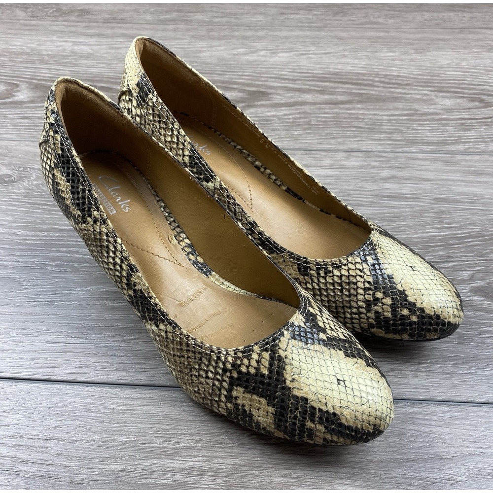 Clarks Women's Snakeprint Wedge Heels Multicolor‎ Size 8.5 M